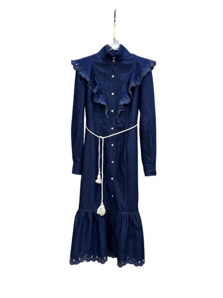 autumn and winter new heavy industry with waist rope design denim wash embroidery heavy craft dress, Black;gray
autumn and winter new heavy industry with waist rope design denim wash embroidery heavy craft dress, Black;gray