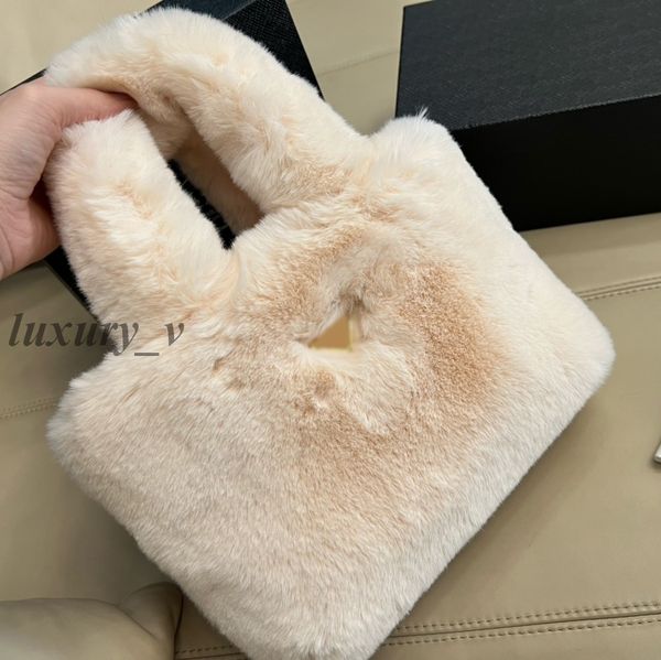 designer tote bags wool handbag women crossbody shoulder bag winter warm fluffy furry cross body mini totes tabby pillow fur bags
designer tote bags wool handbag women crossbody shoulder bag winter warm fluffy furry cross body mini totes tabby pillow fur bags