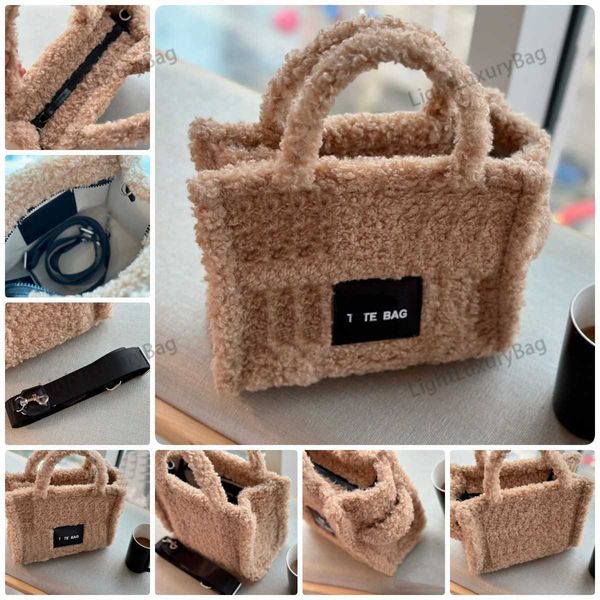tote corduroy designer shoulder crossbody bag fashion cross body wallets womens real leather classic luxury handbags female purses 221201
tote corduroy designer shoulder crossbody bag fashion cross body wallets womens real leather classic luxury handbags female purses 221201