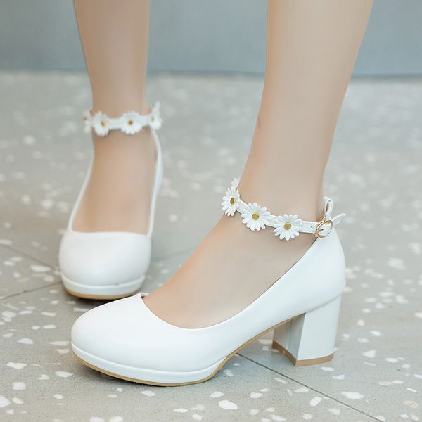 sneakers children girls high heel shoes kids princess sandals fashion flower 's platform pumps heels for party wedding 30 43 221130, Black;red
sneakers children girls high heel shoes kids princess sandals fashion flower 's platform pumps heels for party wedding 30 43 221130, Black;red