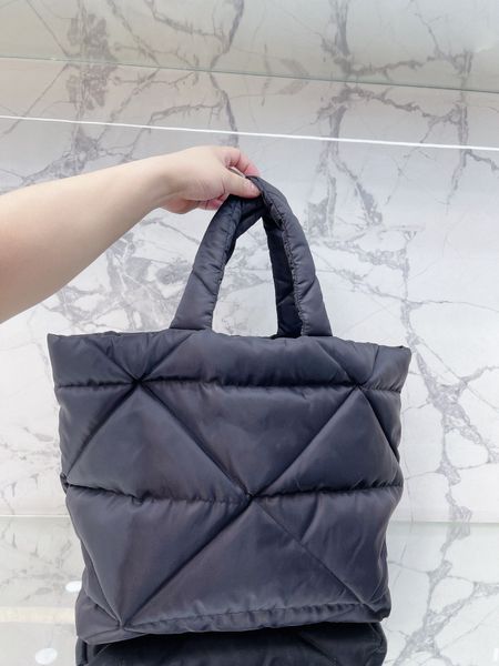 tote fashion nylon bags prad underarm bag large capacity handbag diamond lattice shoppingbag designer crossbody bags black wallet
tote fashion nylon bags prad underarm bag large capacity handbag diamond lattice shoppingbag designer crossbody bags black wallet