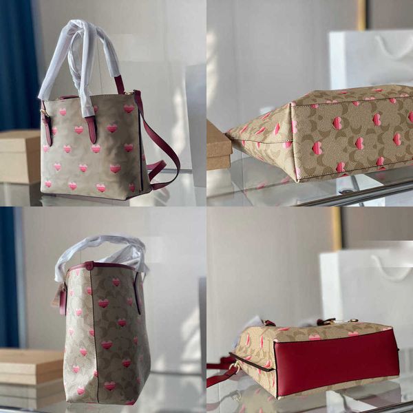 evening bags totes coabag womens tote woman designer leather handbag love heart pattern shopper crossbody purse 221019
evening bags totes coabag womens tote woman designer leather handbag love heart pattern shopper crossbody purse 221019