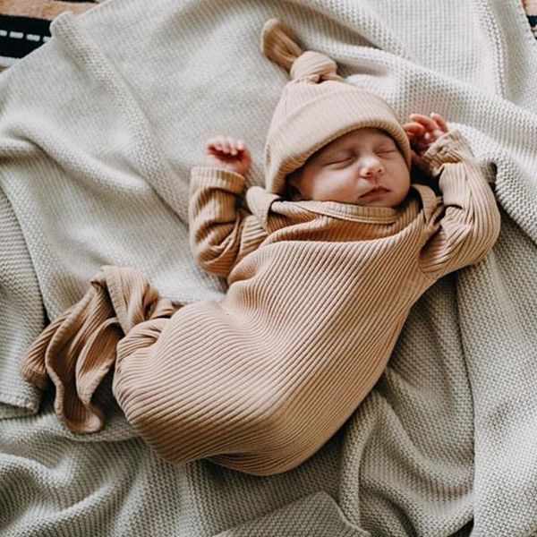 sleeping bags toddler born baby bag sacks infant solid ribbed long sleeve blanket swaddle wrap hat 2pcs bedding clothes 221130
sleeping bags toddler born baby bag sacks infant solid ribbed long sleeve blanket swaddle wrap hat 2pcs bedding clothes 221130