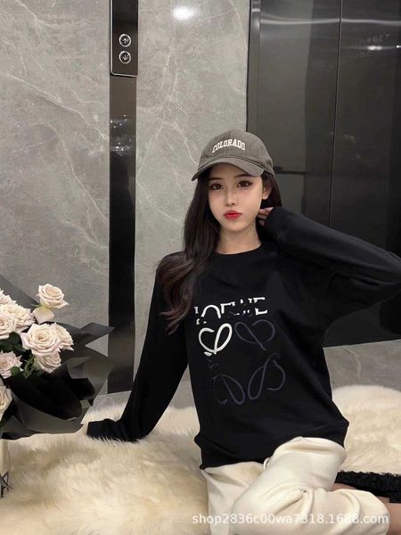 new designer loew's sweatshirts luxury hoodies yijia's style color embroidered round long sleeved sweater autumn and winter 22, Black
new designer loew's sweatshirts luxury hoodies yijia's style color embroidered round long sleeved sweater autumn and winter 22, Black