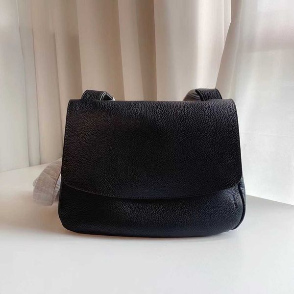 the row bag leather designer bags bag 2022 style small square solid color soft handle cover horizontal postmanclassic tote bag the row mndy
the row bag leather designer bags bag 2022 style small square solid color soft handle cover horizontal postmanclassic tote bag the row mndy