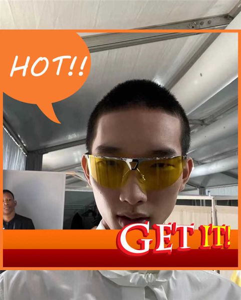fashion luxury designer sunglasses 2022 new ljia conjoined ins internet star with z1825e street p hip-hop, White;black
fashion luxury designer sunglasses 2022 new ljia conjoined ins internet star with z1825e street p hip-hop, White;black