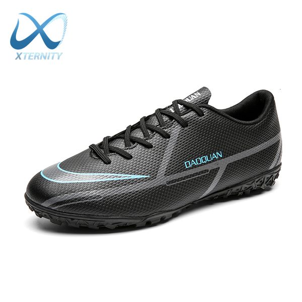 safety shoes large size ultralight soccer turf training football ankle boots kids outdoor anti-skid long spikes cleats sneakers 221130, Black;brown
safety shoes large size ultralight soccer turf training football ankle boots kids outdoor anti-skid long spikes cleats sneakers 221130, Black;brown
