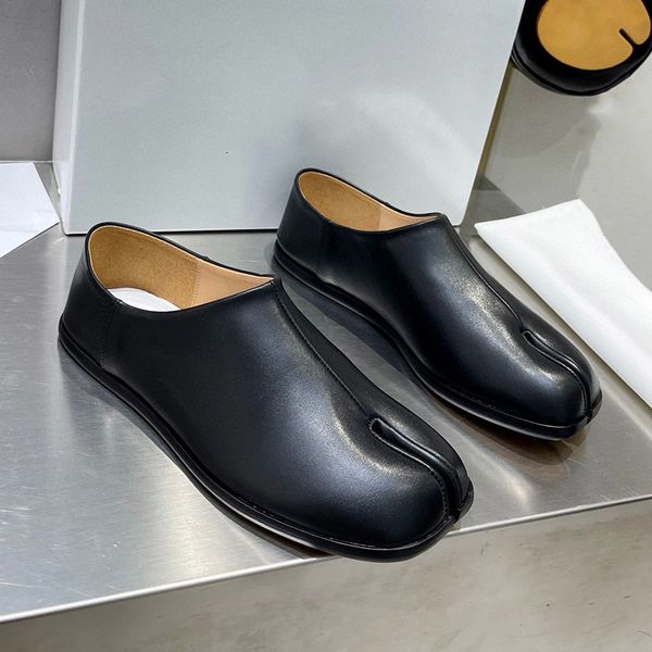 dress shoes spring classic couple genuine leather split toe flat casual soft comfortable personality single 221130, Black
dress shoes spring classic couple genuine leather split toe flat casual soft comfortable personality single 221130, Black