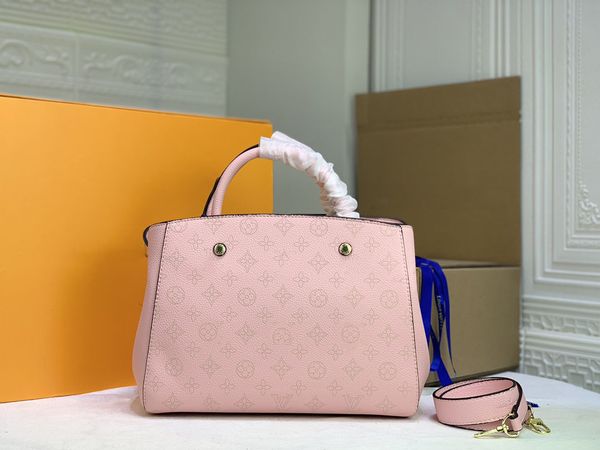 designer handbag women bags tote montaignes bb cowhide perforation handbags luxurys shopping bag classic genuine leather large capacity hand
designer handbag women bags tote montaignes bb cowhide perforation handbags luxurys shopping bag classic genuine leather large capacity hand