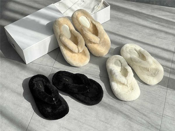 row flip the flop women's winter new fashion toe clip warm wool slippers toe clip wool shoes
row flip the flop women's winter new fashion toe clip warm wool slippers toe clip wool shoes