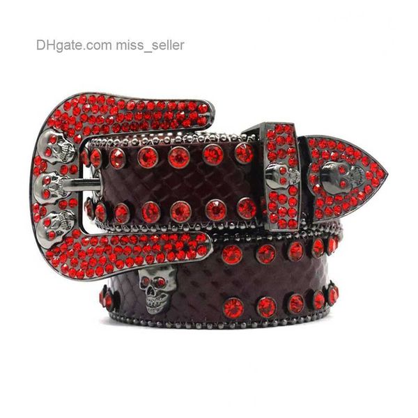 2022 designer belt bb simon rhinestone belt men's rivet pin buckle gun color snake skin pattern handmade hip hop personality dark wind, Black;brown
2022 designer belt bb simon rhinestone belt men's rivet pin buckle gun color snake skin pattern handmade hip hop personality dark wind, Black;brown