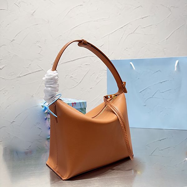 designer shoulder bags handbags fashion tote bag golden hardware bento bag plain satchel package totes women's handbag adjustable strap
designer shoulder bags handbags fashion tote bag golden hardware bento bag plain satchel package totes women's handbag adjustable strap