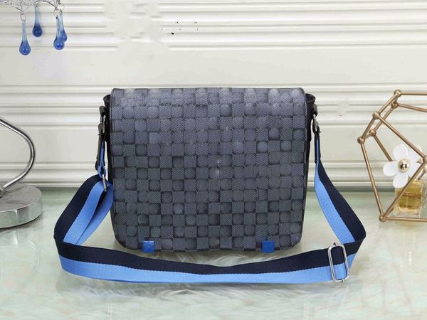 district messenger bag monograms eclipse noir black check designer mens handbag leather luxurys deisgners tote crossbody flap bag for men ug
district messenger bag monograms eclipse noir black check designer mens handbag leather luxurys deisgners tote crossbody flap bag for men ug