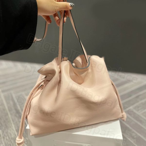 amazing luxurys designers drawstring bags bucket leather handbags string one shoulder bags fold women totes fashion crossbody clutch printed
amazing luxurys designers drawstring bags bucket leather handbags string one shoulder bags fold women totes fashion crossbody clutch printed