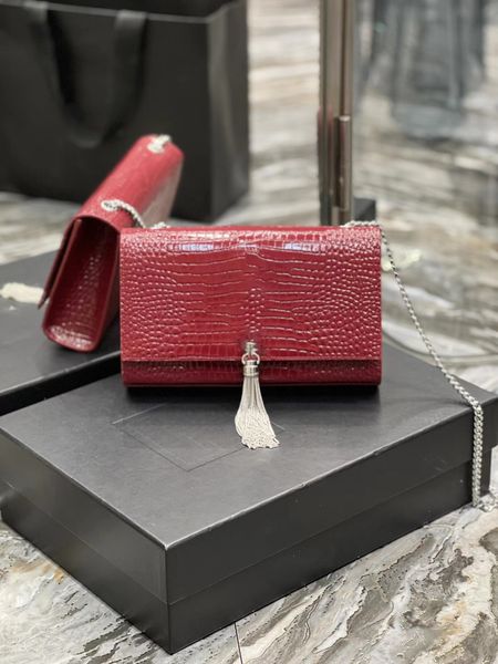 luxury crossbody bag crocodile fringe style black white red flap 8a quality handbags
luxury crossbody bag crocodile fringe style black white red flap 8a quality handbags