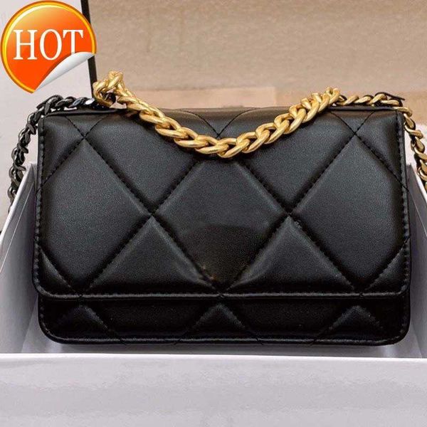 women's luxury designers shoulder bags fashion women's classic fashion solid leather leather envelope portable crossbody bag facto
women's luxury designers shoulder bags fashion women's classic fashion solid leather leather envelope portable crossbody bag facto