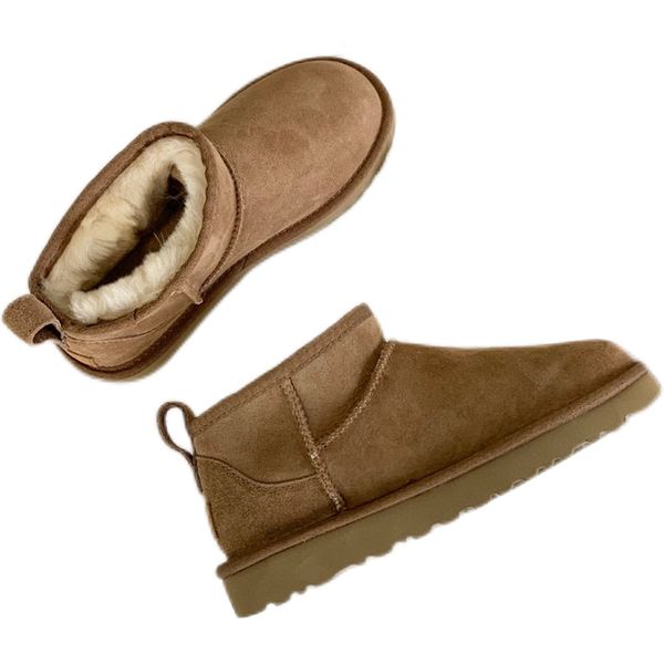 snow boots leather and fur a pair of classic wool short cotton shoes snow boots, Black
snow boots leather and fur a pair of classic wool short cotton shoes snow boots, Black