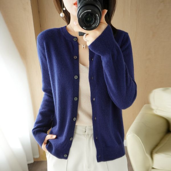 women's knits tees ladies spring and autumn round neck knitted sweater close-fitting comfortable fashion pullover long-sleeved cardigan, White
women's knits tees ladies spring and autumn round neck knitted sweater close-fitting comfortable fashion pullover long-sleeved cardigan, White
