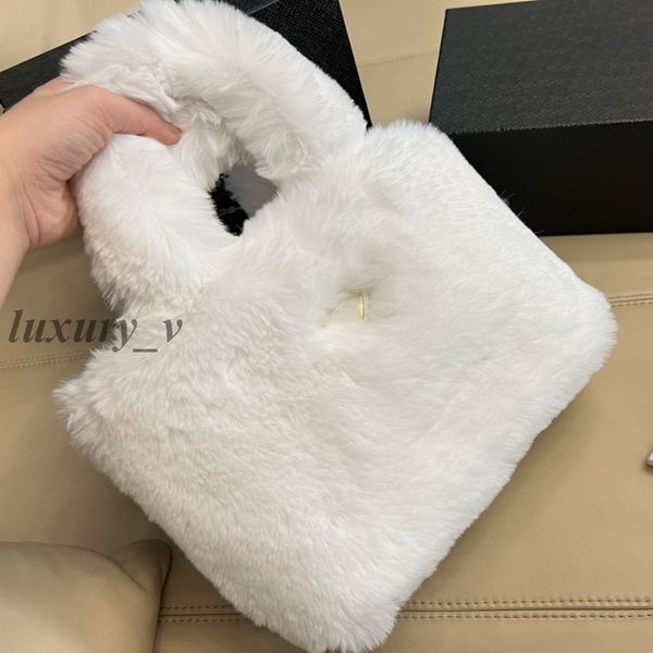 designer tote bags wool handbags women shoulder bag winter warm fluffy furry crossbody mini totes fashion tabby pillow fur bags
designer tote bags wool handbags women shoulder bag winter warm fluffy furry crossbody mini totes fashion tabby pillow fur bags
