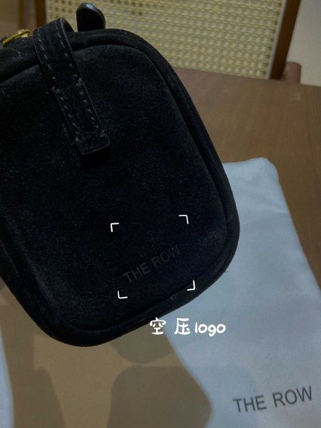 the row bag designer bags leather bag small deer fur pen cylinder minimal wind frosted leather wash and leisureclassic tote bag the row tvmp
the row bag designer bags leather bag small deer fur pen cylinder minimal wind frosted leather wash and leisureclassic tote bag the row tvmp