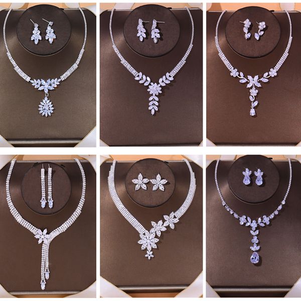 bride wedding accessories high end jewelry necklace earrings set party dinner dress jewelry birthday gift lady christmas diamond zircon box, White
bride wedding accessories high end jewelry necklace earrings set party dinner dress jewelry birthday gift lady christmas diamond zircon box, White
