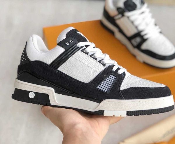 dress brand men's autumn and winter 2022 new genuine soft leather casual sneakers light luxury popular fashion thick soled shoes 1201, Black
dress brand men's autumn and winter 2022 new genuine soft leather casual sneakers light luxury popular fashion thick soled shoes 1201, Black