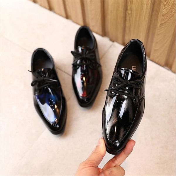 sneakers autumn boys leather shoes solid color soft bottom kids performance fashion dress size 21 36 221130, Black;red
sneakers autumn boys leather shoes solid color soft bottom kids performance fashion dress size 21 36 221130, Black;red