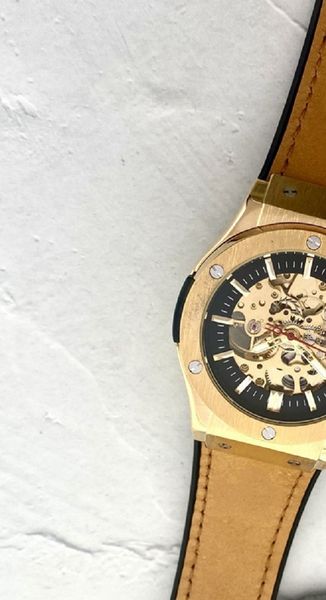 men watch stainless steel three stitches luxury brand 43mm automatic mechanical watches silicone strap hu fashion style designer, Slivery;brown 
men watch stainless steel three stitches luxury brand 43mm automatic mechanical watches silicone strap hu fashion style designer, Slivery;brown