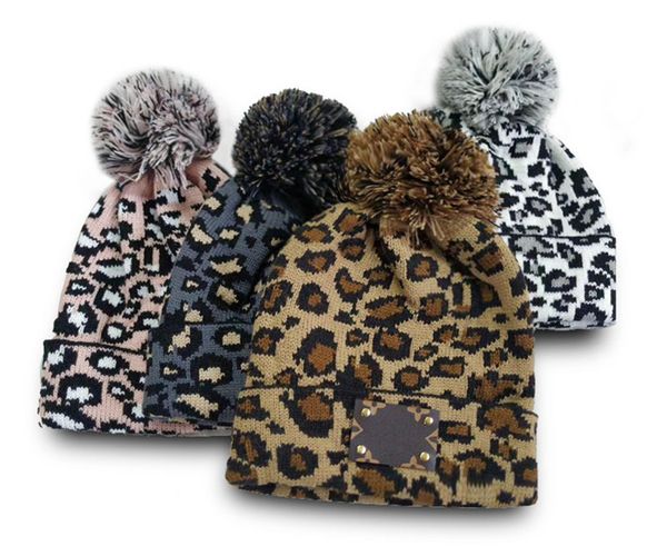 designer v letter full printed wool cap autumn and winter foreign style cold beanies warm knitted cap men's luxury brand caps a-9, Blue;gray
designer v letter full printed wool cap autumn and winter foreign style cold beanies warm knitted cap men's luxury brand caps a-9, Blue;gray