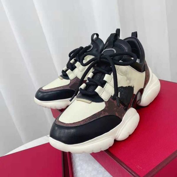 luxury design women's shoes thick bottom to increase the height of women's sports and leisure shoes 0117, Black
luxury design women's shoes thick bottom to increase the height of women's sports and leisure shoes 0117, Black