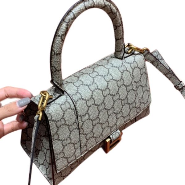 luggage bags accessories classic leather designer women luxurys handbags for ladies fashion wholesale chain bag ladies handbag brand tote la
luggage bags accessories classic leather designer women luxurys handbags for ladies fashion wholesale chain bag ladies handbag brand tote la