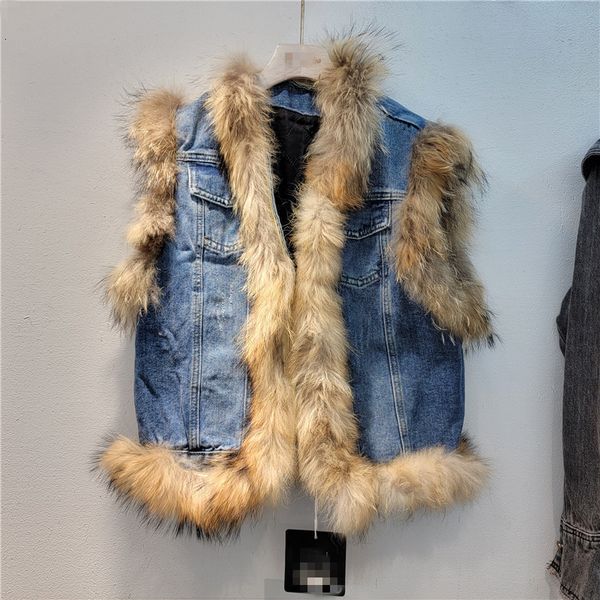women's vests real raccoon fur denim vest for women luxury autumn winter short sleeveless fur coat female clothing casual outer wears 2, Black;white
women's vests real raccoon fur denim vest for women luxury autumn winter short sleeveless fur coat female clothing casual outer wears 2, Black;white
