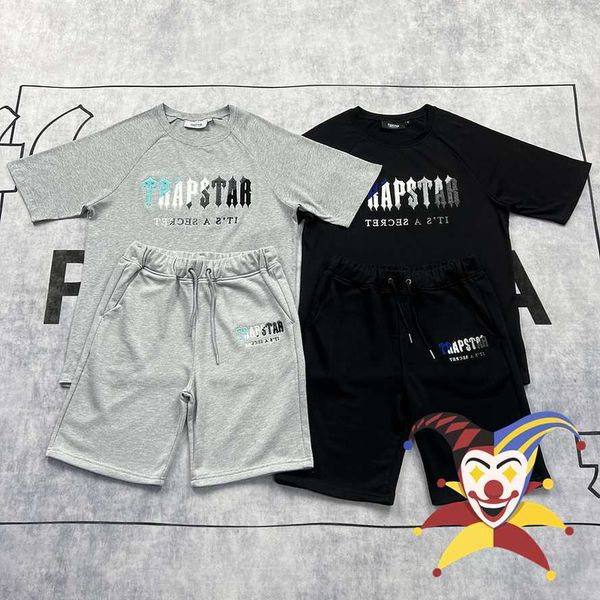 men's t-shirts gray t-shirt embroidery flocking letter men women tees t shirt t221202, White;black
men's t-shirts gray t-shirt embroidery flocking letter men women tees t shirt t221202, White;black