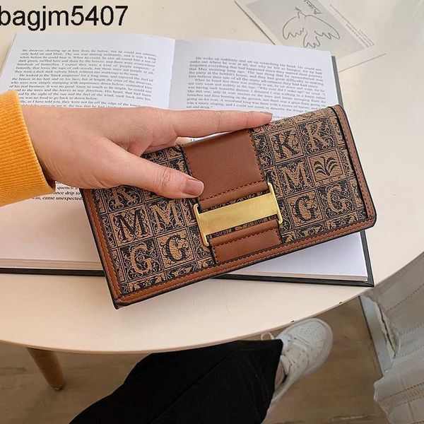 design bag ladies purse women's 2023 new style square buckle decoration fashionable multi card long wallet handbag
design bag ladies purse women's 2023 new style square buckle decoration fashionable multi card long wallet handbag