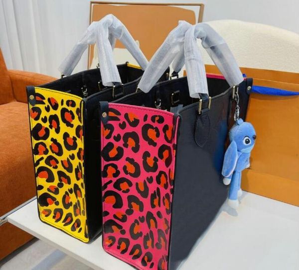 woman onthego totes handbag with pendant leopard large capacity luxury leopard femme leather designers shoulder bags handle lady shopping ba
woman onthego totes handbag with pendant leopard large capacity luxury leopard femme leather designers shoulder bags handle lady shopping ba