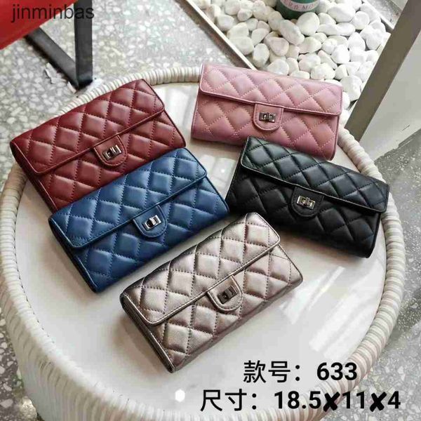 luxury design bag shop wholesale and retail 2023 new layer sheep long wallet small fragrant hand bag chain strap crossbody leather women
luxury design bag shop wholesale and retail 2023 new layer sheep long wallet small fragrant hand bag chain strap crossbody leather women