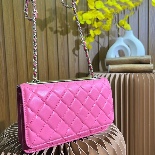 fashion women luxurys crossbody bag classic designer shoulder bag messenger lady cross body handbag tote purse gold chain leather wallet 202
fashion women luxurys crossbody bag classic designer shoulder bag messenger lady cross body handbag tote purse gold chain leather wallet 202