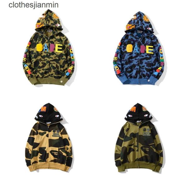 popular logo fashion men's hoodie shop wholesale and ret 2023 new wgm shark head digital printing casual hooded couple sweatshirt, Black
popular logo fashion men's hoodie shop wholesale and ret 2023 new wgm shark head digital printing casual hooded couple sweatshirt, Black