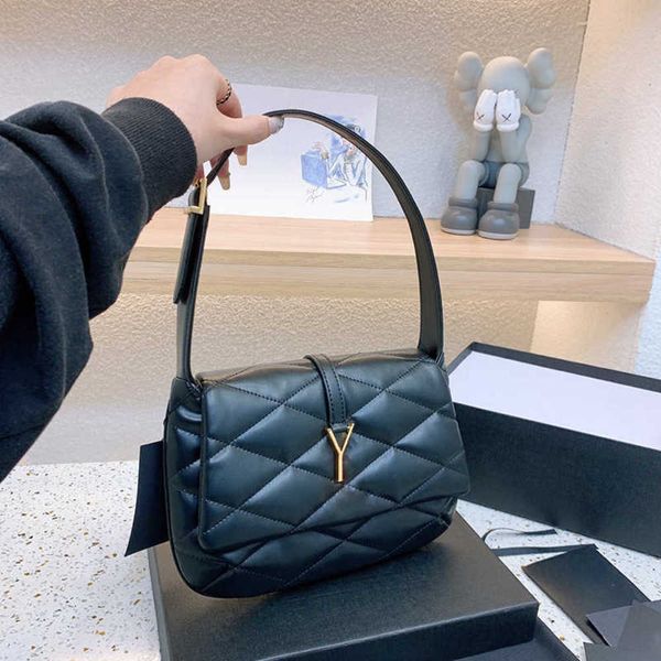 evening bags shoulder bag ysbag designer woman leather handbag shoulderbag classic letters printing messenger vintage women underarm 220929
evening bags shoulder bag ysbag designer woman leather handbag shoulderbag classic letters printing messenger vintage women underarm 220929