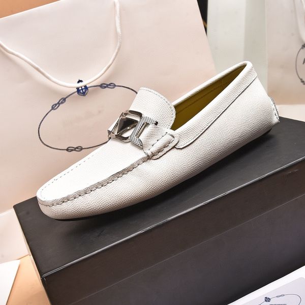 men's classic comfortable flats fashion dress shoes party wedding men brand designer genuine leather outdoor casual loafers size 38-46, Black
men's classic comfortable flats fashion dress shoes party wedding men brand designer genuine leather outdoor casual loafers size 38-46, Black