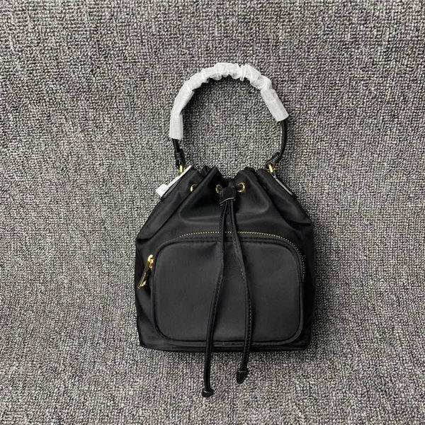 shoulder bags female 2022 autumn and winter new p brand drawstring bucket bag nylon cloth hand single messenger women's
shoulder bags female 2022 autumn and winter new p brand drawstring bucket bag nylon cloth hand single messenger women's