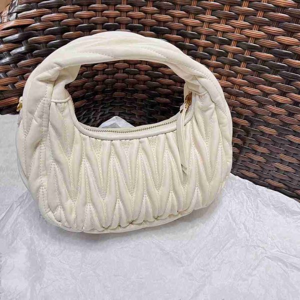 miu wander miu matelasse nappa leather mini hobo bags shoulder bag designer luxury crossbody handbag women wallet favl
miu wander miu matelasse nappa leather mini hobo bags shoulder bag designer luxury crossbody handbag women wallet favl