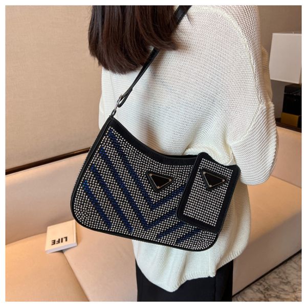 shining diamonds single shoulder bags for women luxury designer handbag sacs large capacity flat shape underarm purses and bags
shining diamonds single shoulder bags for women luxury designer handbag sacs large capacity flat shape underarm purses and bags