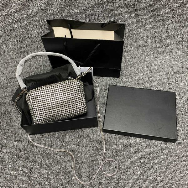 shoulder bags bag new 2022 king water drill chain sling one shoulder fairy women's head layer leather carrying bag
shoulder bags bag new 2022 king water drill chain sling one shoulder fairy women's head layer leather carrying bag