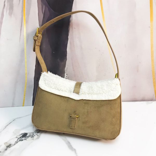 women's bag casual fashion joker autumn and winter stitching wool handbag shoulder bag, Black;red
women's bag casual fashion joker autumn and winter stitching wool handbag shoulder bag, Black;red