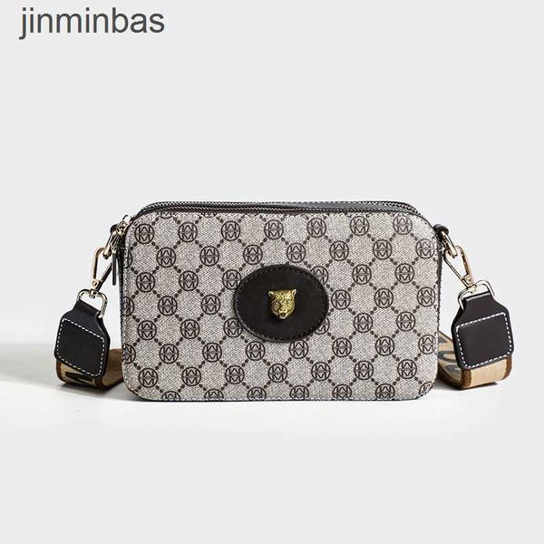 luxury design bag shop wholesale and retail 2023 spring summer new korean easy to take printing camera wide webbing single shoulder diagonal
luxury design bag shop wholesale and retail 2023 spring summer new korean easy to take printing camera wide webbing single shoulder diagonal
