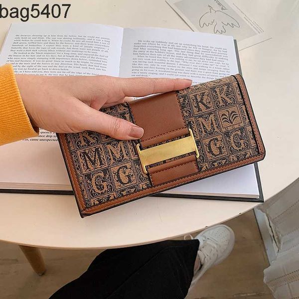 luxury design bag ladies purseshop wholesale and retail women's purse 2023 new style square buckle decoration fashionable multi card lo
luxury design bag ladies purseshop wholesale and retail women's purse 2023 new style square buckle decoration fashionable multi card lo