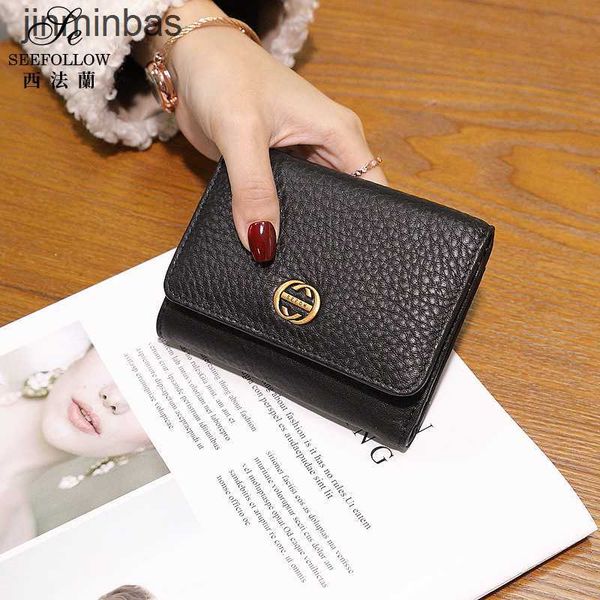 luxury design bag shop wholesale and retail 2023 new wallet women's short leather folding fashion simple cowhide three fold multi-funct
luxury design bag shop wholesale and retail 2023 new wallet women's short leather folding fashion simple cowhide three fold multi-funct