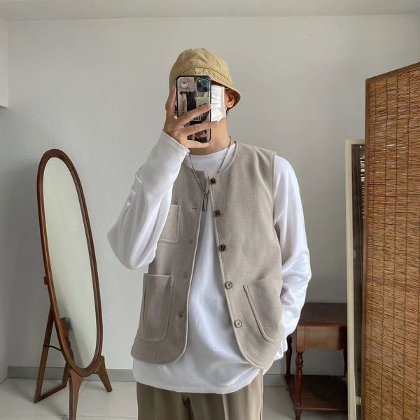 men's vests autumn light luxury fashion vest comfortable casual vest jacket men allmatch boutique clothing simple style 221202, Black;white
men's vests autumn light luxury fashion vest comfortable casual vest jacket men allmatch boutique clothing simple style 221202, Black;white