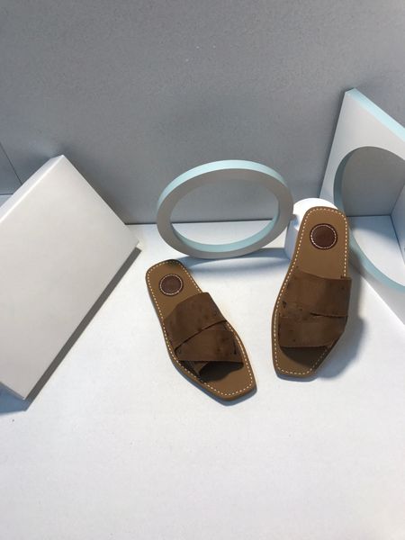 2023 women slides slipper woody flat mule canvas print grove brown cloth slip-on sandal metal buckle flip flops summer beach shoes, Black
2023 women slides slipper woody flat mule canvas print grove brown cloth slip-on sandal metal buckle flip flops summer beach shoes, Black